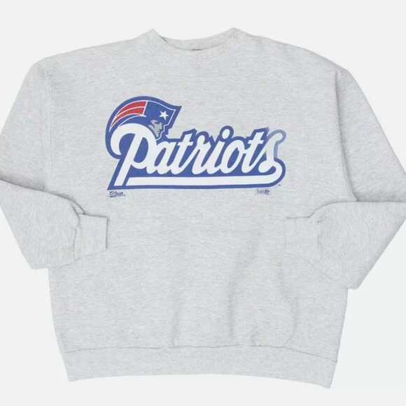 New England Patriots Football Sweatshirt The Pats Football Shirt Sweater - Picture 1 of 3